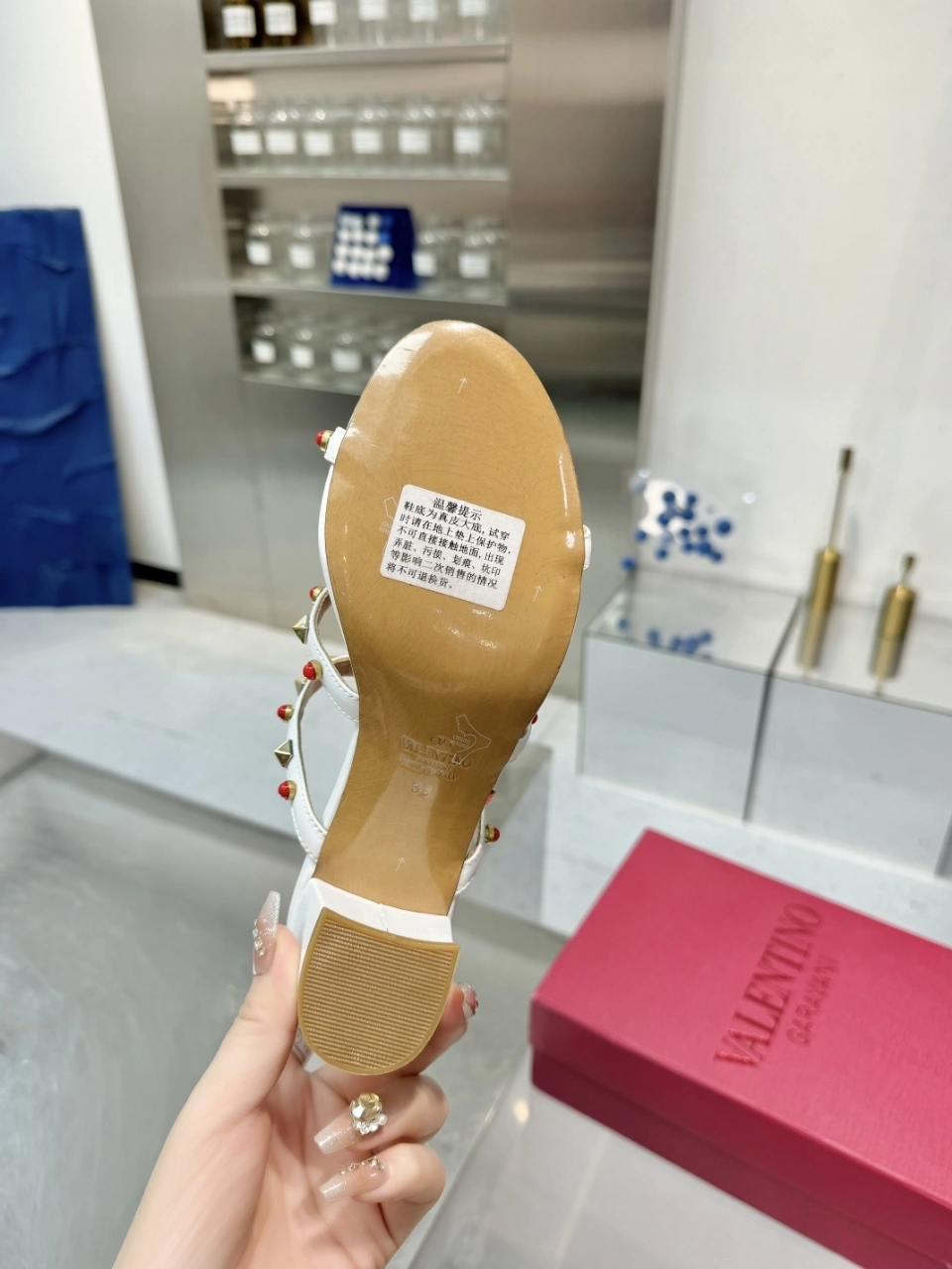 V1859ti9o WS0C47MAXD2K Heel height：6.5CM sheepskin item:ET-X302G1162